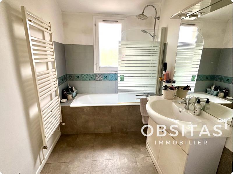 Maison - 108 m² - 5 pièces