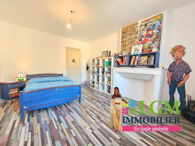 Maison - 180 m² - 6 pièces