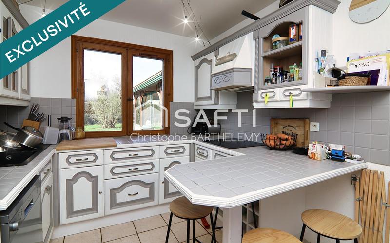 Maison - 121 m² - 5 pièces