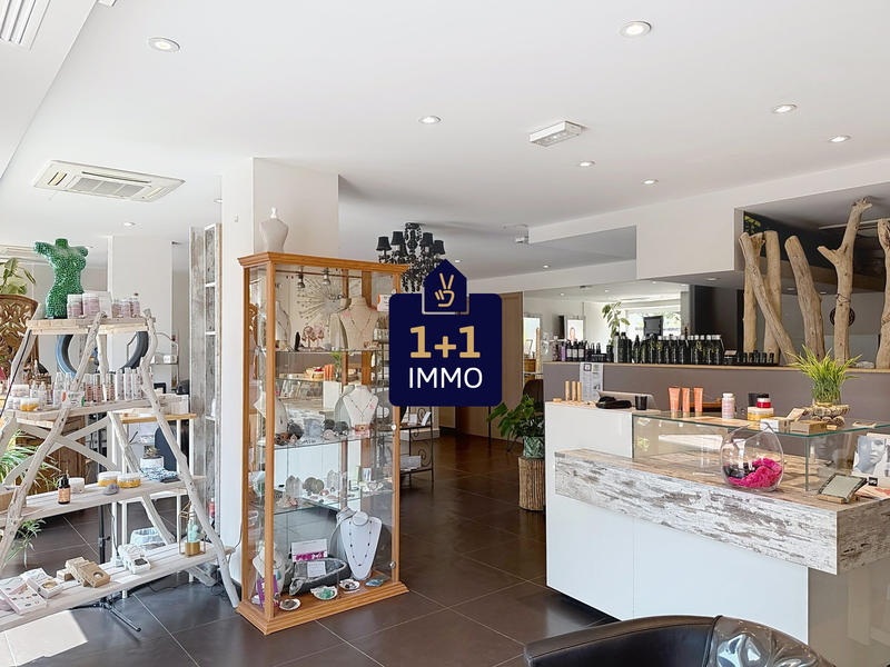 Local commercial - 108 m² - 5 pièces