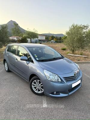 Toyota Verso 2.0 D4d 126cv Skyview Edition, Garantie 1 An