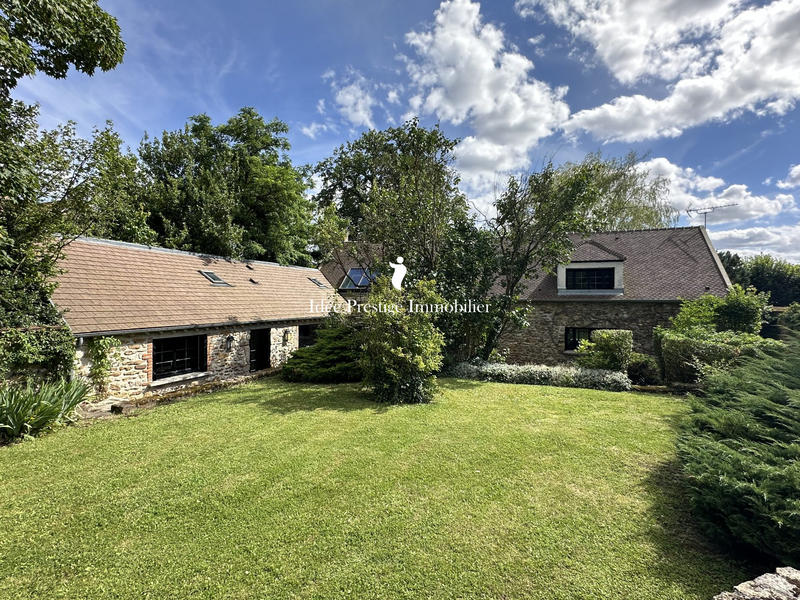 Maison - 180 m² - 6 pièces