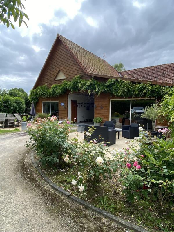 Maison traditionnelle - 462 m² - 12 pièces