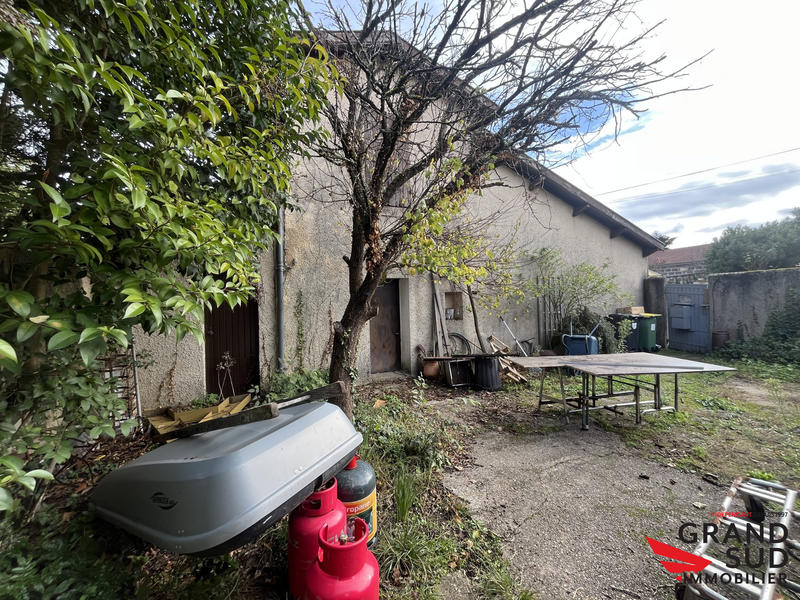 Maison - 370 m² - 10 pièces