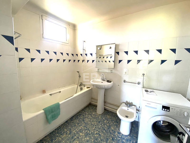 Appartement - 79 m² - 3 pièces