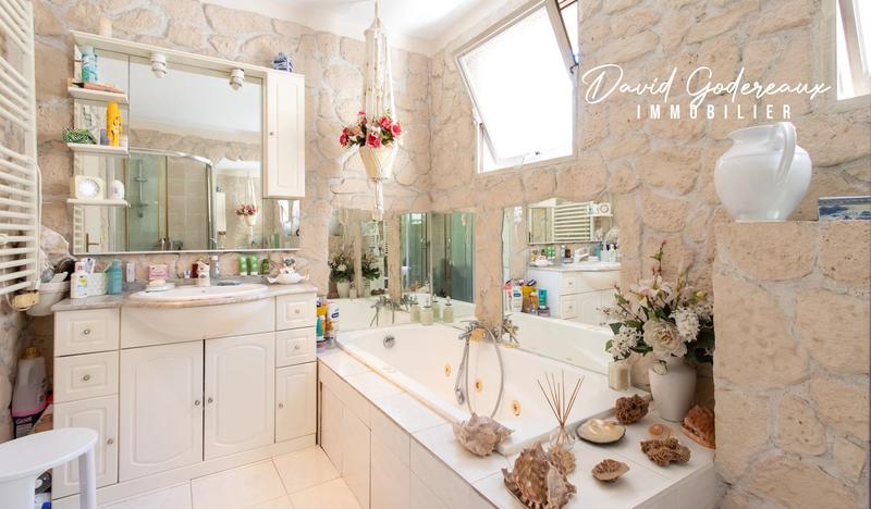 Villa - 173 m² - 7 pièces