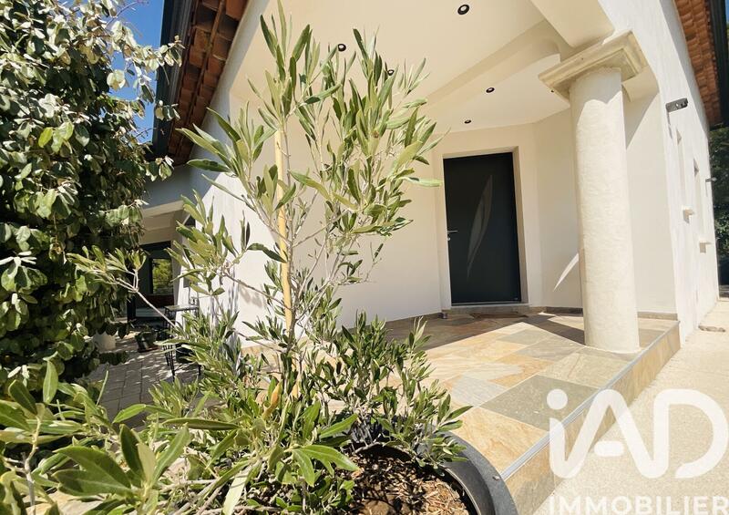 Maison de maîtres - 193 m² - 7 pièces