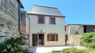 Maison - 150 m² - 5 pièces