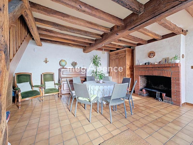 Maison - 200 m² - 9 pièces