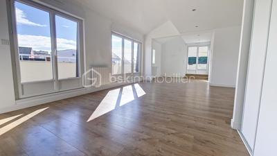 Appartement - 103 m² - 5 pièces