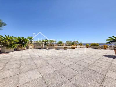 Appartement - 134 m² - 4 pièces