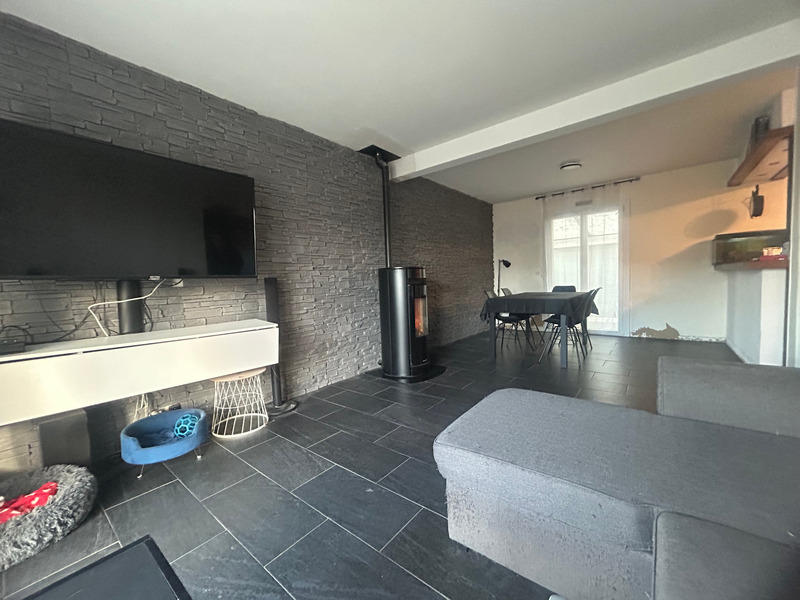 Maison - 150 m² - 7 pièces