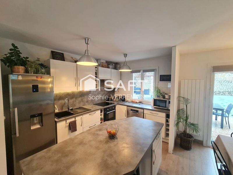 Maison - 94 m² - 4 pièces