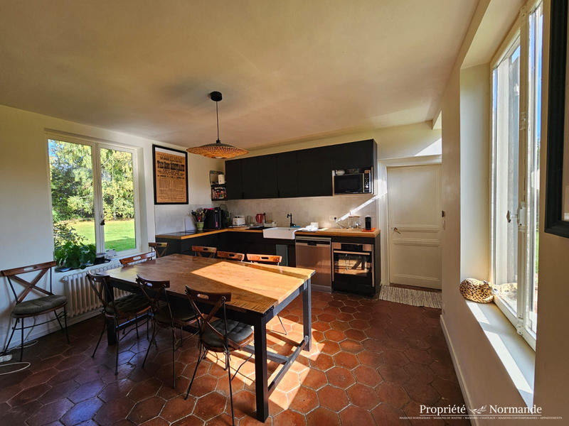 Maison - 156 m² - 8 pièces