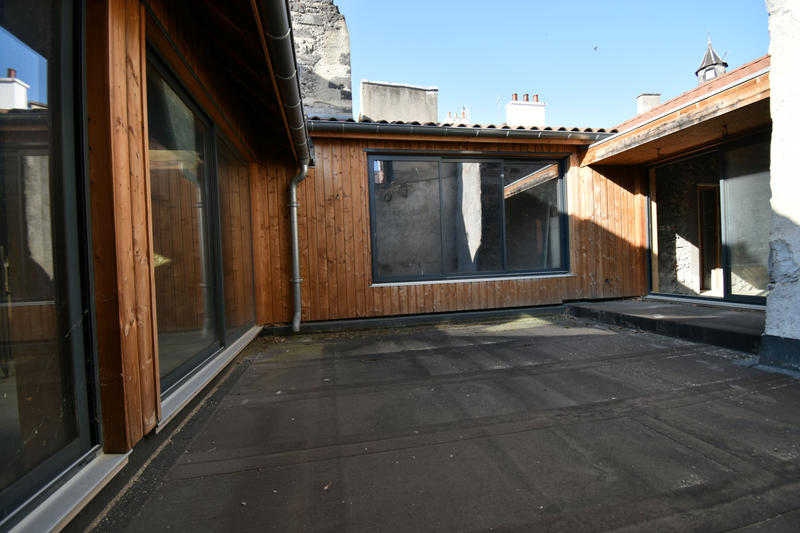 Appartement - 187 m² - 5 pièces