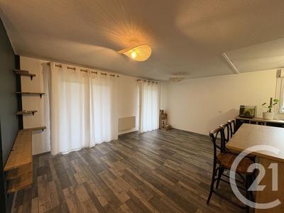 Appartement - 66 m² - 3 pièces