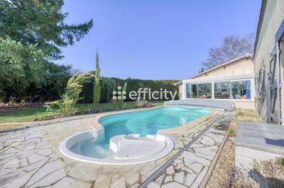 Maison - 171 m² - 7 pièces
