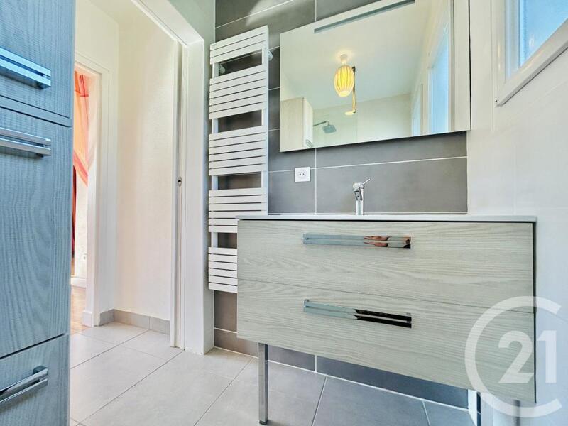 Maison - 63 m² - 4 pièces