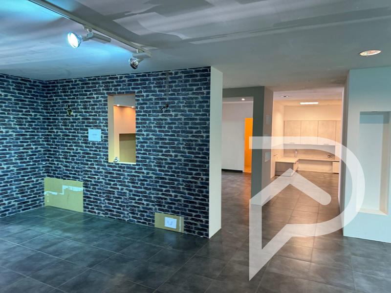 Local commercial - 280 m²