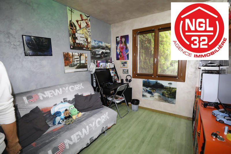 Maison - 96 m² - 5 pièces