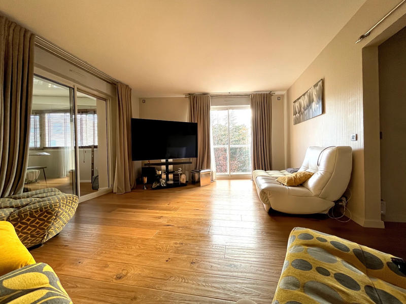 Duplex - 187 m² - 5 pièces