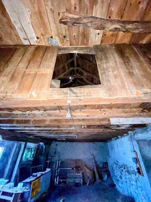 Grange - 160 m² - 1 pièce