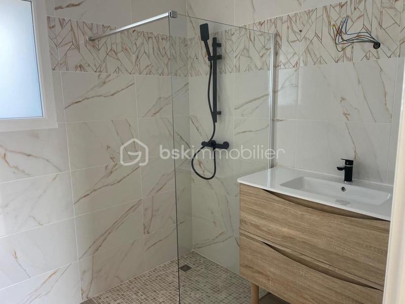 Maison - 87 m² - 4 pièces