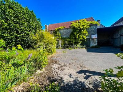 Corps de ferme - 163 m² - 8 pièces