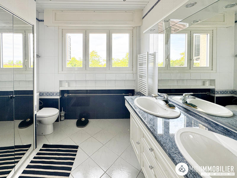 Appartement - 264 m² - 4 pièces