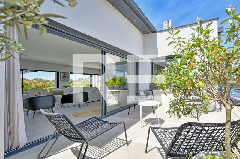 Maison - 167 m² - 6 pièces