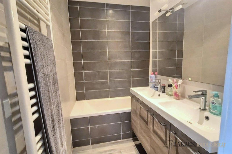 Appartement - 90 m² - 4 pièces