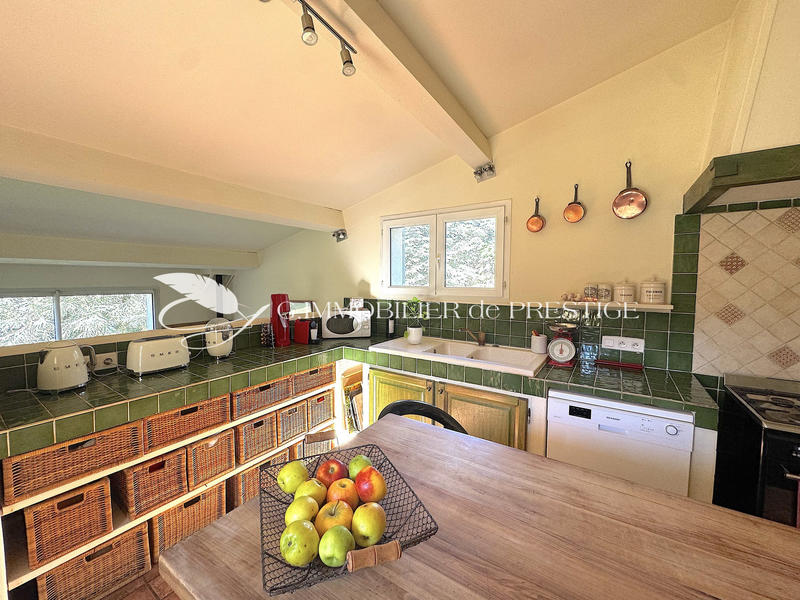 Bastide - 191 m² - 6 pièces