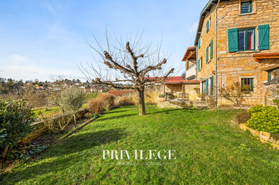 Maison - 131 m² - 6 pièces