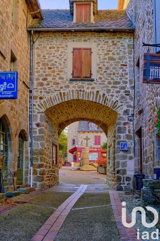 Maison de village - 95 m² - 5 pièces