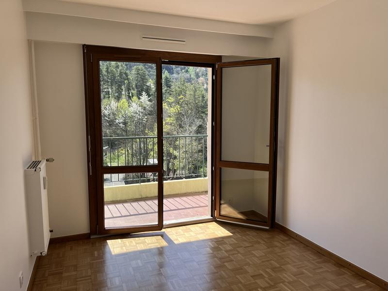 Appartement - 112 m² - 6 pièces