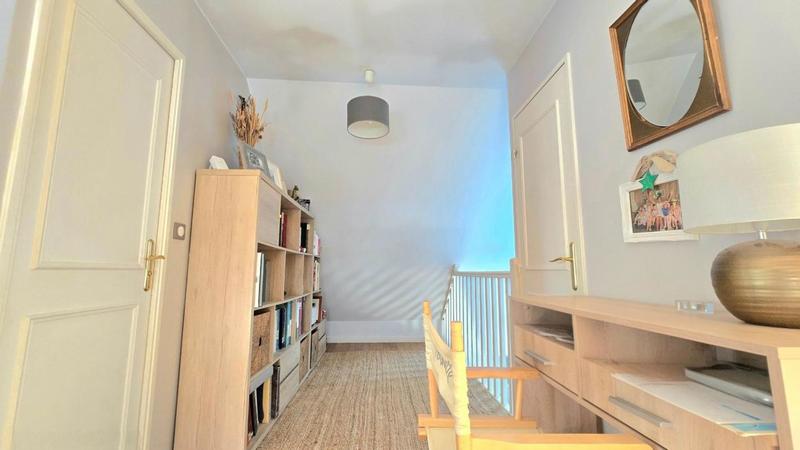 Maison - 145 m² - 6 pièces