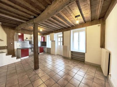 Maison - 77 m² - 4 pièces