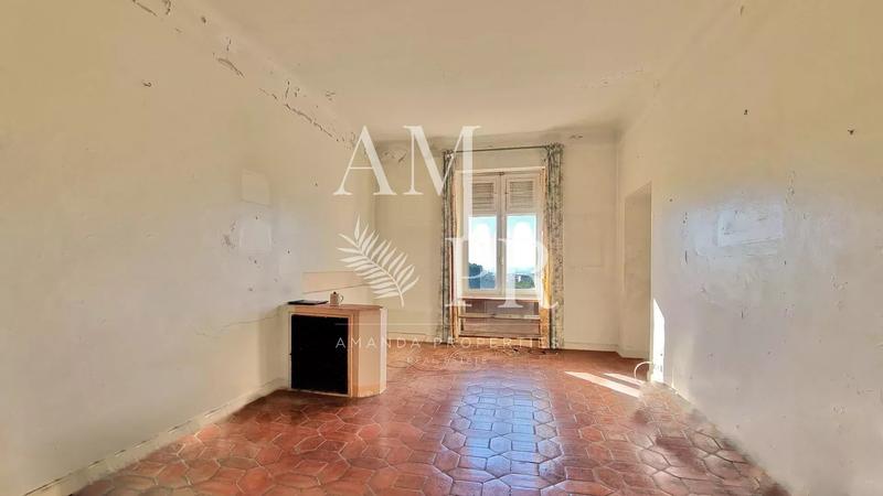 Appartement - 174 m² - 6 pièces
