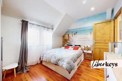 Maison de ville - 110 m² - 4 pièces