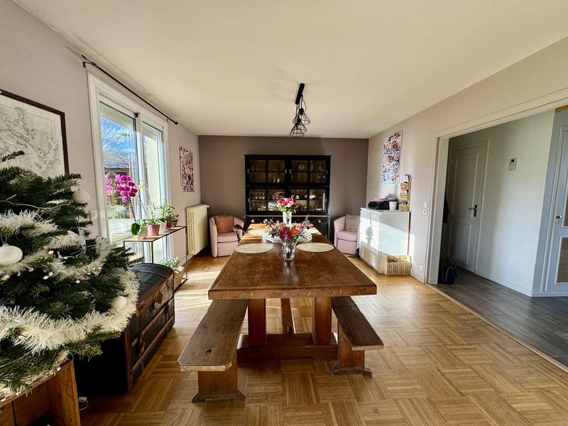Maison - 97 m² - 5 pièces
