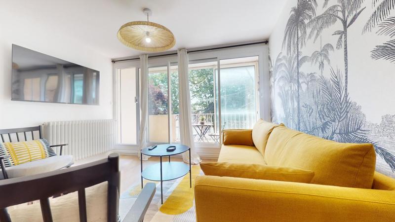 Appartement - 89 m² - 6 pièces