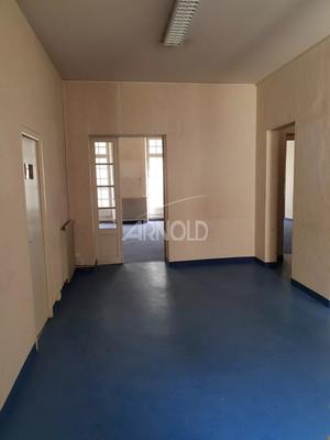 Bureau - 557 m² - 15 pièces