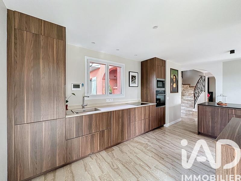 Maison - 175 m² - 6 pièces