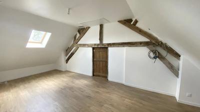 Maison - 250 m² - 8 pièces