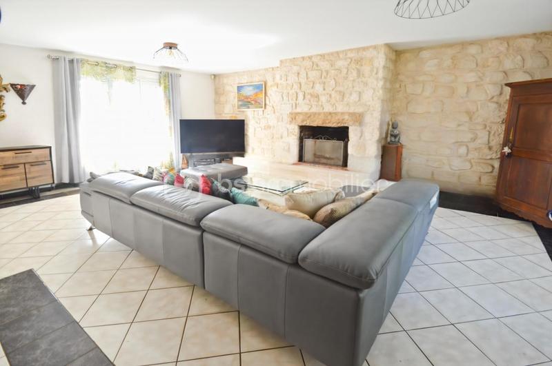 Maison traditionnelle - 171 m² - 5 pièces