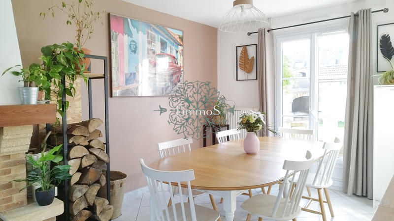 Maison - 145 m² - 6 pièces