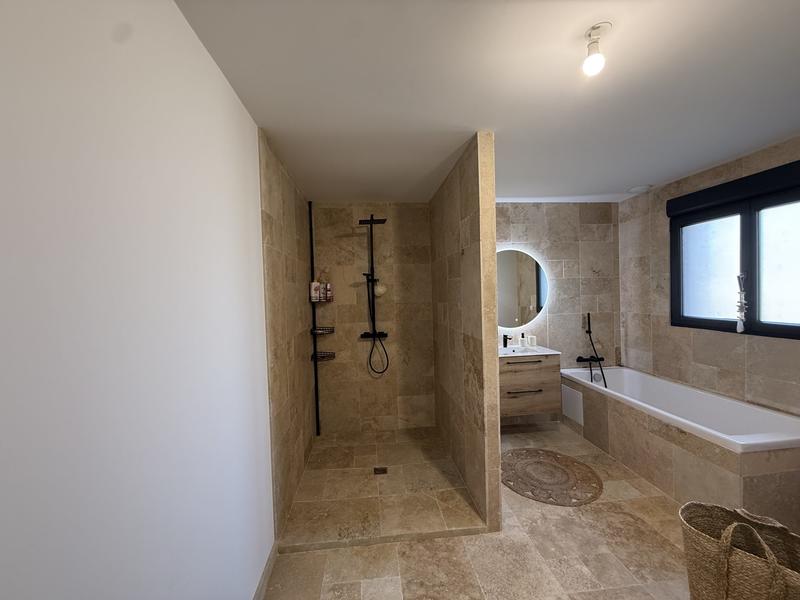 Maison contemporaine - 122 m² - 5 pièces