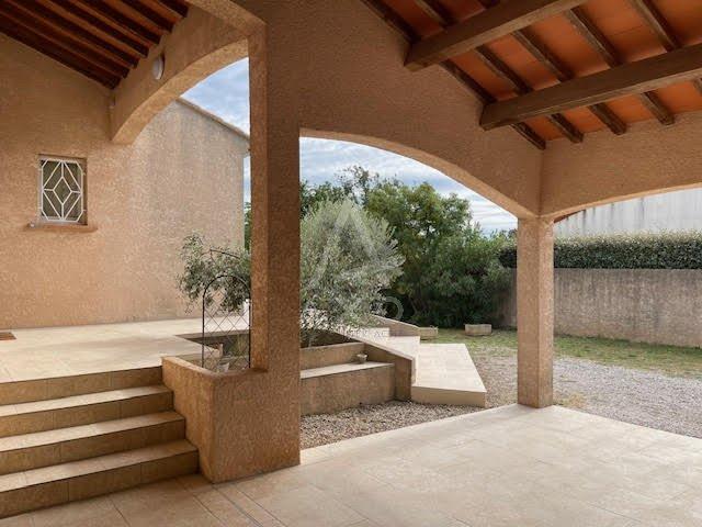 Villa - 145 m² - 6 pièces