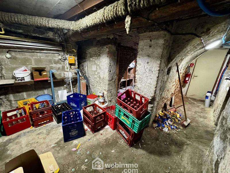 Local commercial - 102 m² - 3 pièces