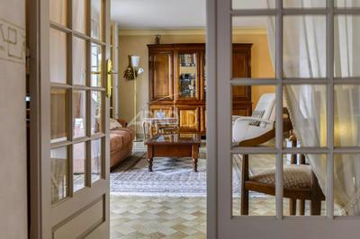 Maison - 336 m² - 7 pièces